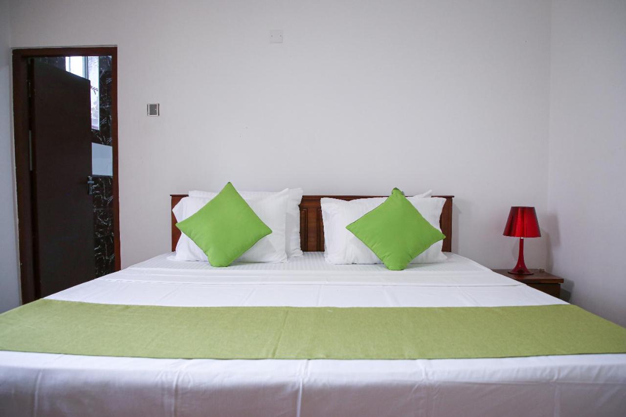 Hanthana Breeze Bungalow Kandy Exterior photo